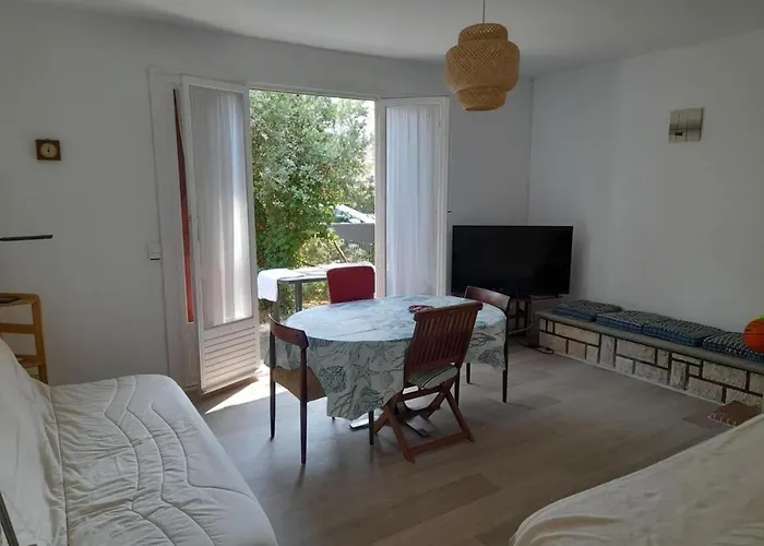 House 200 M From Beach And Forest Path