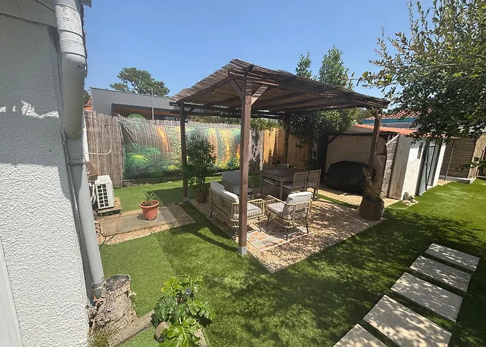 Maisonnette Climatisee Avec Piscine Et Plage A 6Mn